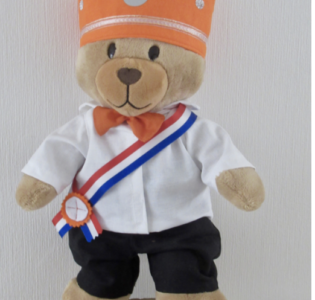 De foto van het product Kledingset Prins | Koning v. beer Kiki