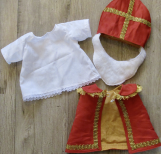 De foto van het product Sinterklaaspak, past op handpop Bobbi