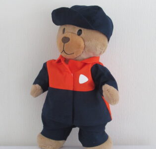 De foto van het product Postbode outfit v. beer Kiki