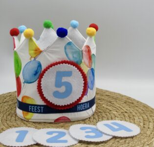 De foto van het product Verjaardagskroon