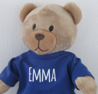 De foto van het product Shirt met naam v. beer Kiki